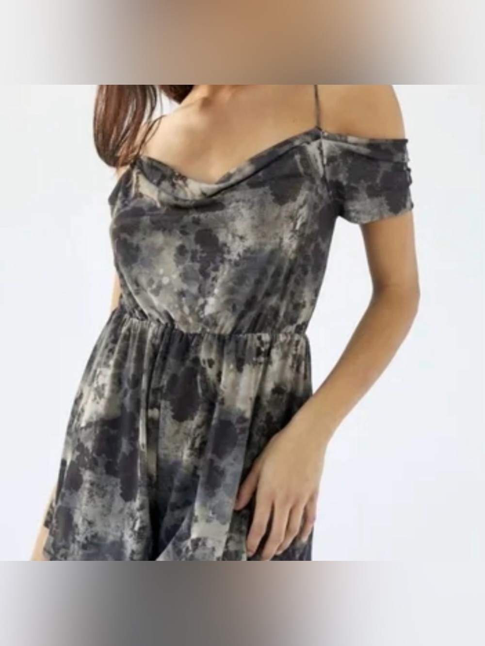 Urban Outfitters Short Romper Off Shoulder Size Large Tie Dye Flowy New Green